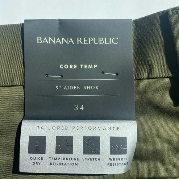 Banana Republic Core Temp 9” Aiden Short - Picture 5 of 8